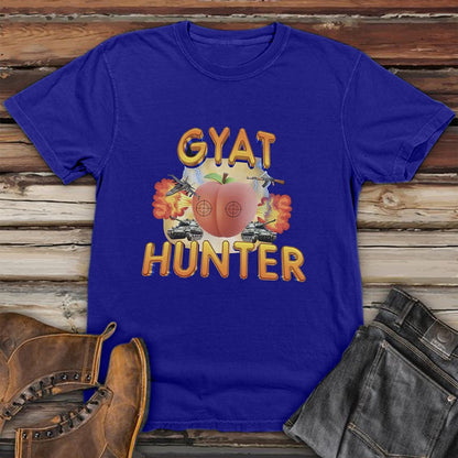 Men's "GYAT HUNTER" Graphic Tee - Casual Polyester Short-Sleeve T-Shirt with Colorful Summer Vibes Print, Round Neck - Perfect for Outdoor Adventures